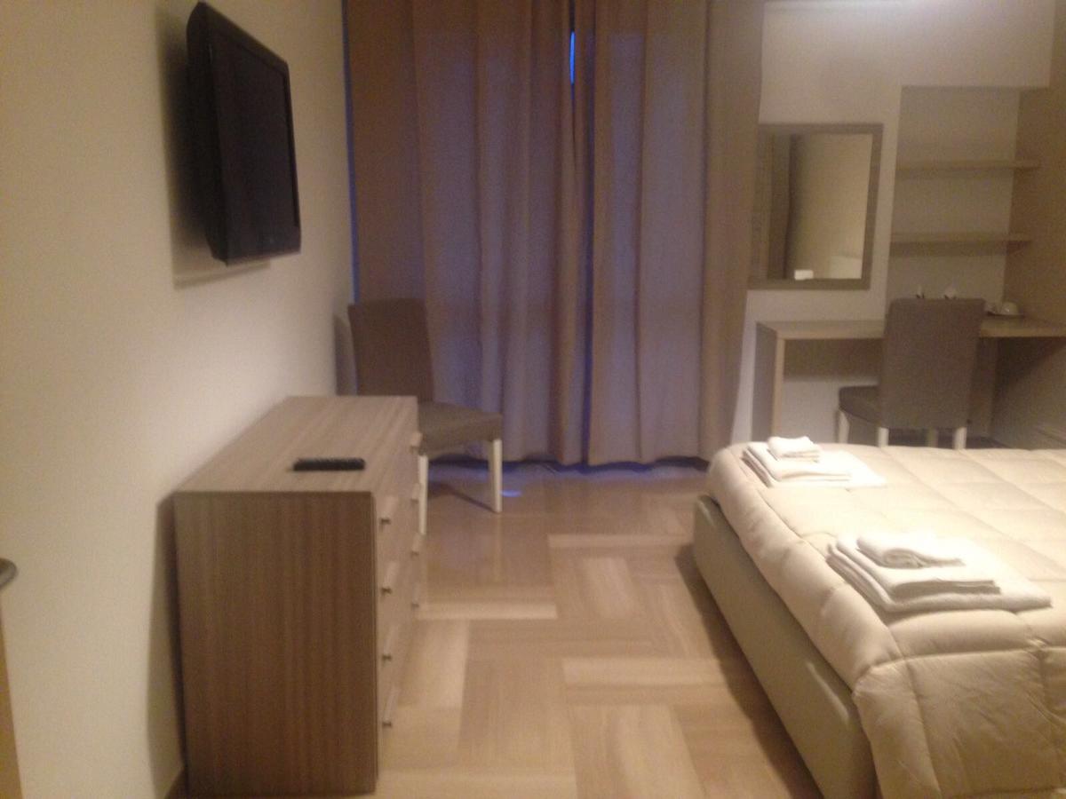 Casa Grace 2 Bed and Breakfast Bari Exterior foto